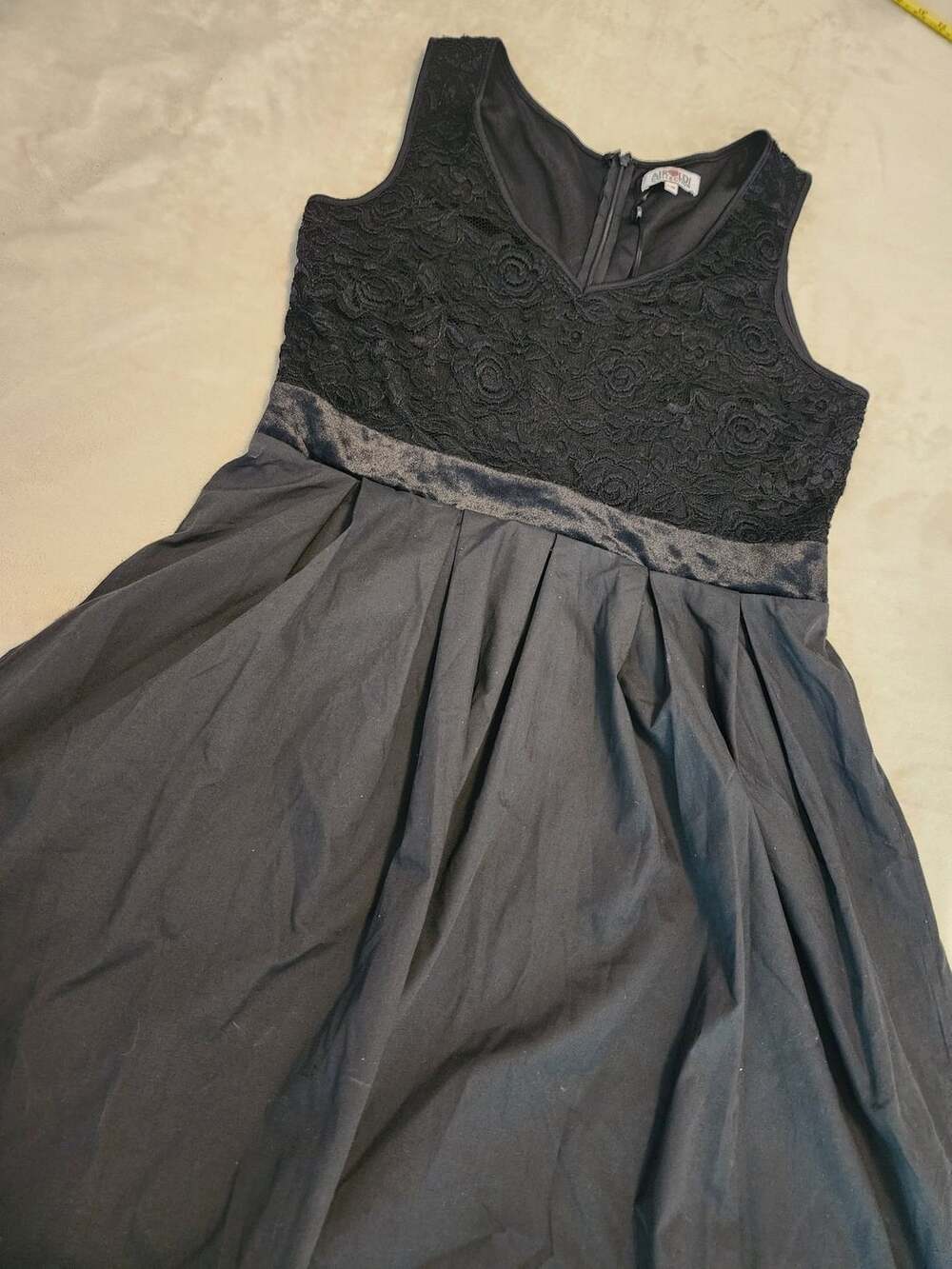 Black Rose lace Dress Size L/G Sleeveless Whimsigoth